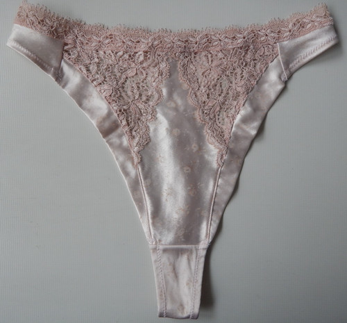 String slip rose - string, m